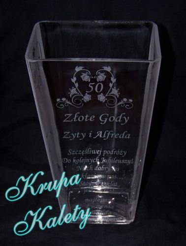 Piaskowany wazon z dedykacją. Pomysł na prezent!