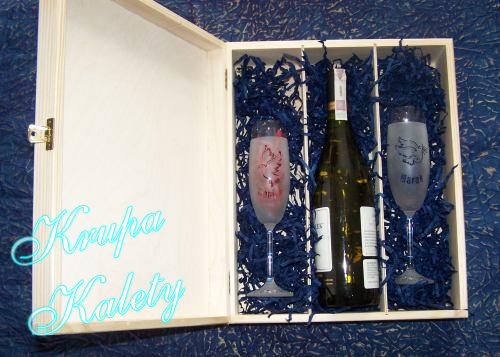 Skrzynka z alkoholem+kieliszki