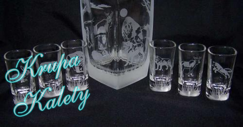 Karafka+kieliszki motywy myśliwskie.