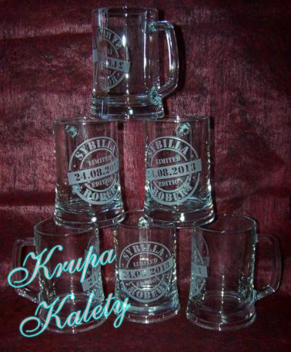 Kufle grawer piaskowany.