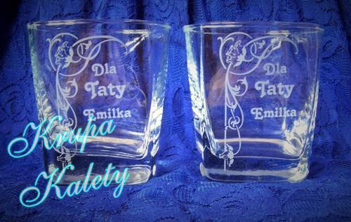 Szklanka do whisky z grawerem.