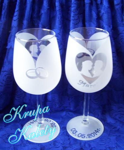 Kieliszki do wina grawerowane - prezent na ślub lub rocznice ślubu.