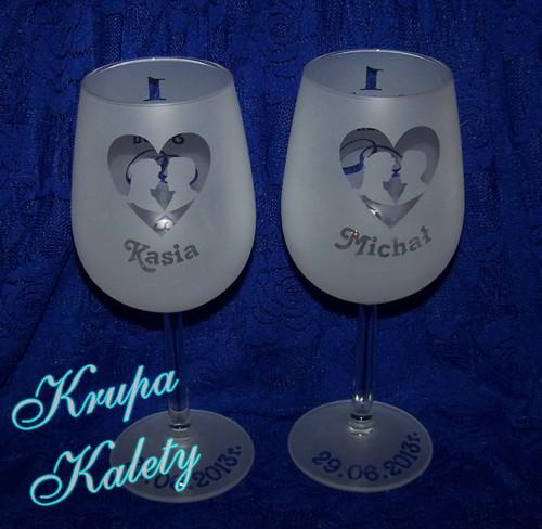 Kieliszki do wina grawerowane - prezent na ślub lub rocznice ślubu.